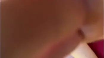 BEAUTIFUL GIRLFRIEND fucking 2 GUYS in a AMATEUR THREESOME!!