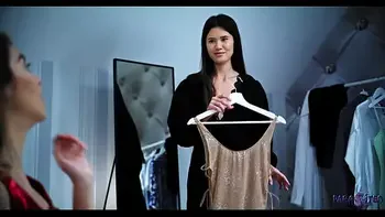 Parasited - Alissa Foxy & Eveline Elle Fuck eachother frenetically after mind controlling Parasite gets them