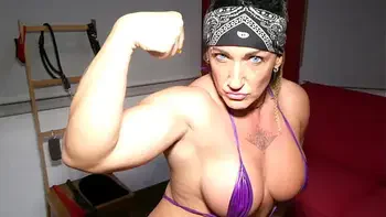 Lift and carry and squirting the old man (Full video in Xvideos Red)