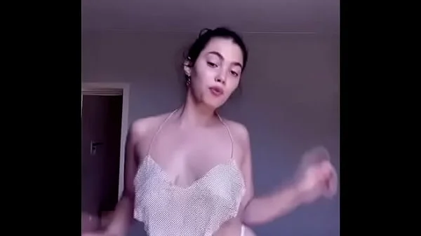 BEST TITS EVER!!! Natural dream watch me try on clothes