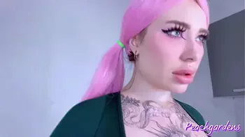 Fucking My Young Stepmom While She Does Yoga and Fitness