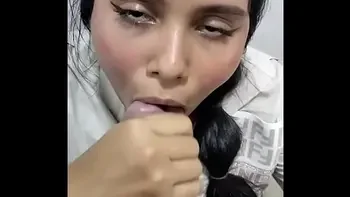 gran puta colombana follada en la discoteca