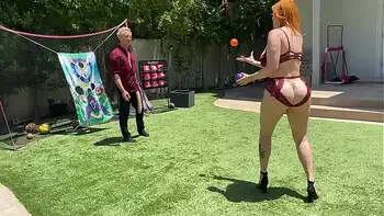 La MILF Culona Engaña A Su Marido Con Su Hijastro Y Su Enorme Polla Blanca