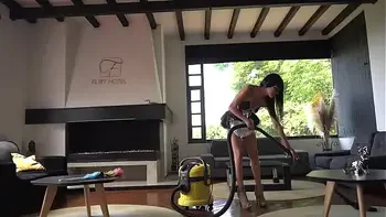 Sexo duro en FLIRT HOTEL Bogota, todos los martes con la famosa MIA ALEXXXA