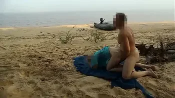 Anal fucking big ass on island