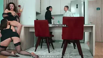 ︎We Fucked Boss's Cheated Wife in Threesome Cuckold Husband Talks to Phone when she Swallow Cum