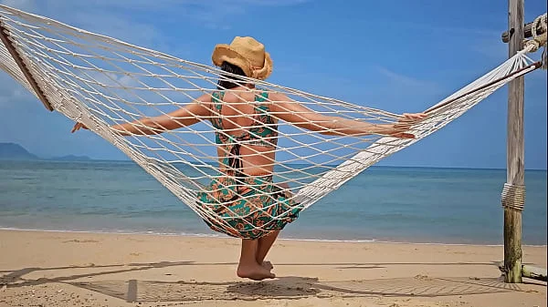 Long Dress NO PANTIES flashing on Public Beach