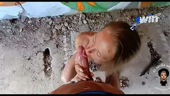 A gorgeous blonde gave herself to a stranger in an abandoned house