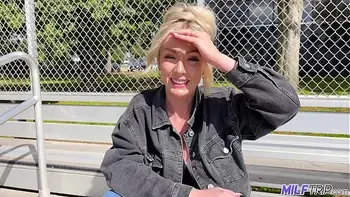 MilfTrip Blonde Milf Sadie Summers Makes First Onscreen Fuck Film