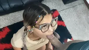 Ayudo Con La Tarea a Mi Sobrinita Inocente 18 años La Virgen Primera Vez