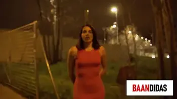 cubana quiere sentir toda la pinga dentro de su coño porque le calienta el dinero