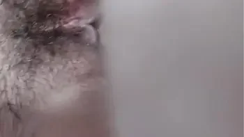 CUMMING AND CUMMING ON HAIRY PUSSY GIRL