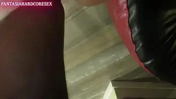 Pov: Mi hermanastra haciendome una buena garganta profunda antes de que nos descubran FANTASIAHARDCORESEX