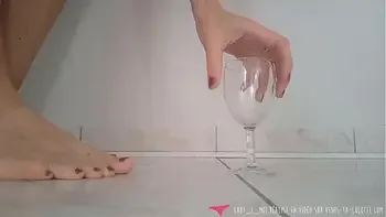 Vends-ta-culotte - Compilation uro d'une MILF française amateure - Chut c moi