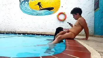 MALDICIÓN !  Todavía no puedo creer que la M de mi AMIGA me dijo que SIII. Esperaba que el video no terminara en GOOGLE porque ¡SERIA un DESASTRE si su ESPOSO se ENTERA !