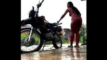 DIA LLUVIOSO PARA FOLLAR AFUERA Y QUE LOS VECINOS DISFRUTEN DEL SHOW