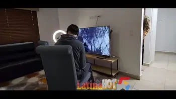 Esposa infiel  Sobrina se folla al amigo de polla grande de su marido - coge duro que muy puta quiero verga por su enorme culo grande - Latina Hot5