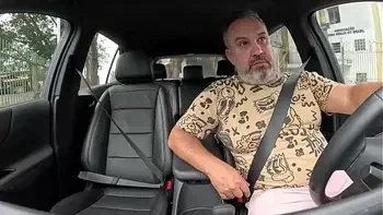 A vendedora de paçoca entrou no carro e Ted soca a madeira na safada - Stefanie Silva