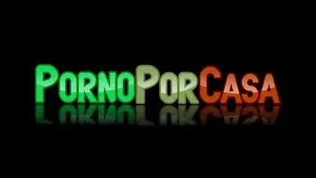 I give my girlfriend and her friends a cock at the party