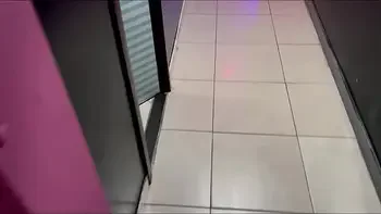 Sexo em um pub na capital gaúcha