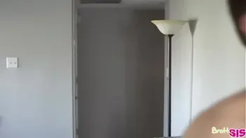 A meia-irmã de Kylie Rocket gosta de ficar nua Legendado PT