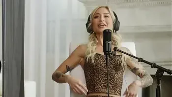 Inked Goddess Kathryn Mae Bounces Wildly on Clark Kent’s Throbbing Shaft