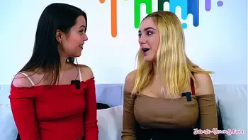 Real Threesome with two submissive Teenies!