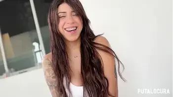 PutaLocura - Latina culona Smith traga semen de Torbe después de entrevista