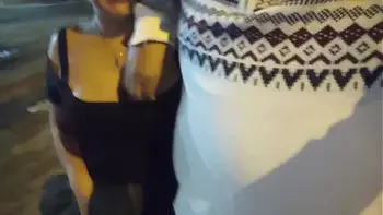 MADURA PUTA CALLEJERA