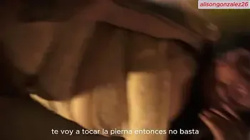 hermanastro calenton se escabulle en mi cuarto para jugar a las cosquillas y termina metiendo su enorme verga y montandome super duro