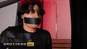 BRAZZERS - Sexy Pink Haired Lily Lou Stuffs Her Face In Between Emma Fix's And Chloe Surreal's Legs Until They Both Cum