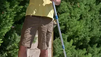 FREE Scene - BFFs Bambola & Yorgelis Carillo Share the Pool Cleaners Cock Under the Sun GP2611