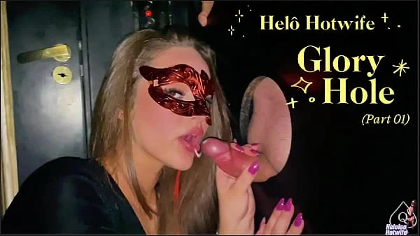 WIFE DOING GLORY HOLE IN STRANGER WITH CUCKOLD JUST WATCHING