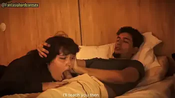 Tengo sueño hermanastro, dejame acostarme en tus piernas, pero no metas tu pene en mi boca por favor!!