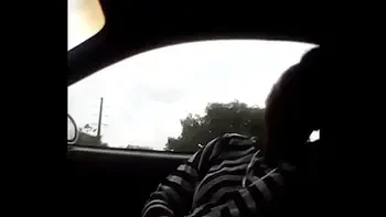 Naejaexx playing with her pussy in car