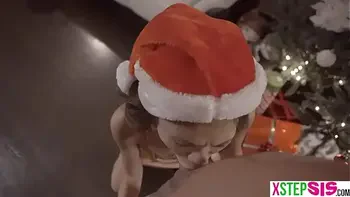 Tiny Asian stepsis wanted a dick in a box for Christmas