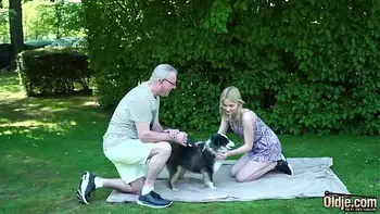 Petite girl blonde takes old man cock in her wet pussy then gives deepthroat blowjob and swallow