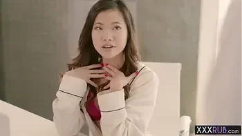 Petite Asian teen blowjob in the shower before massage