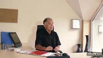 Slutty teen takes cum on her tongue and swallows it after getting hardcore fucked by older guy