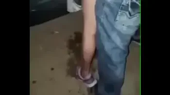 Izmirli gencler hatunu sikiyorlar onal hatun sonunda fiskiriyor