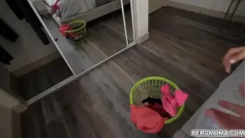 Courtney Taylor is a gorgeous MILF that anyone is dreaming of.Her pervy stepson is lucky to have a chance to fuck her juicy cunt.