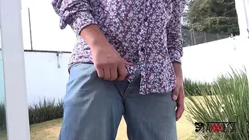 Axxxteca: Mexican bitch gets anal and vaginal demolition by two large dicks Frida Sante