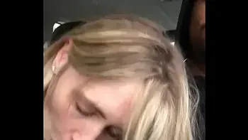 Wife sucking n. dick in car