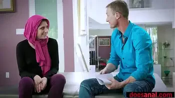 Arab teen in hijab prefers anal fuck to keep virginity