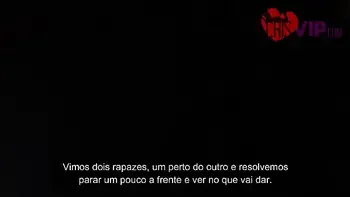 Cristina Almeida filmada por seu marido corno no Mirante da Lapa - SP - Na pracinha. Levando na bucetinha e tomando leitinho d. machos desconhecidos, um deles com o cacete gigante - Dogging 2 - Parte 1/2