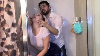 Petite Beauty with THICK Booty grinds till Orgasm