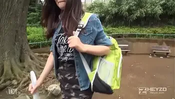 一人旅の女子大生をナンパしてみた - 愛音りりこ 2