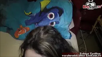 kleine deutsche junkee schlampe ohne gummi sex mit creampie