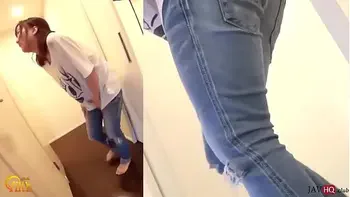 Japanese Pee Desperation and Jeans Wetting