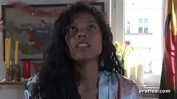 Sweet Ebony Amateur Masturbates Outside